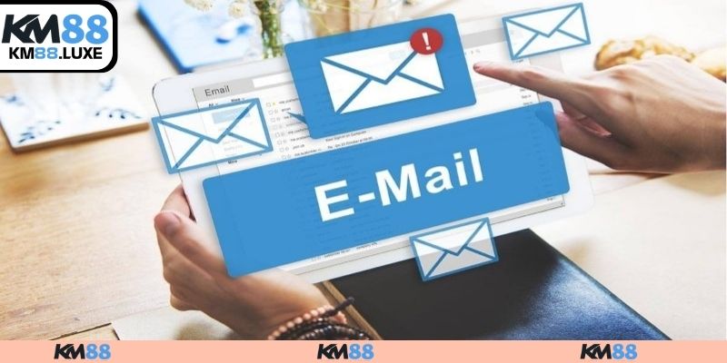 Dùng email liên hệ CSKH KM88